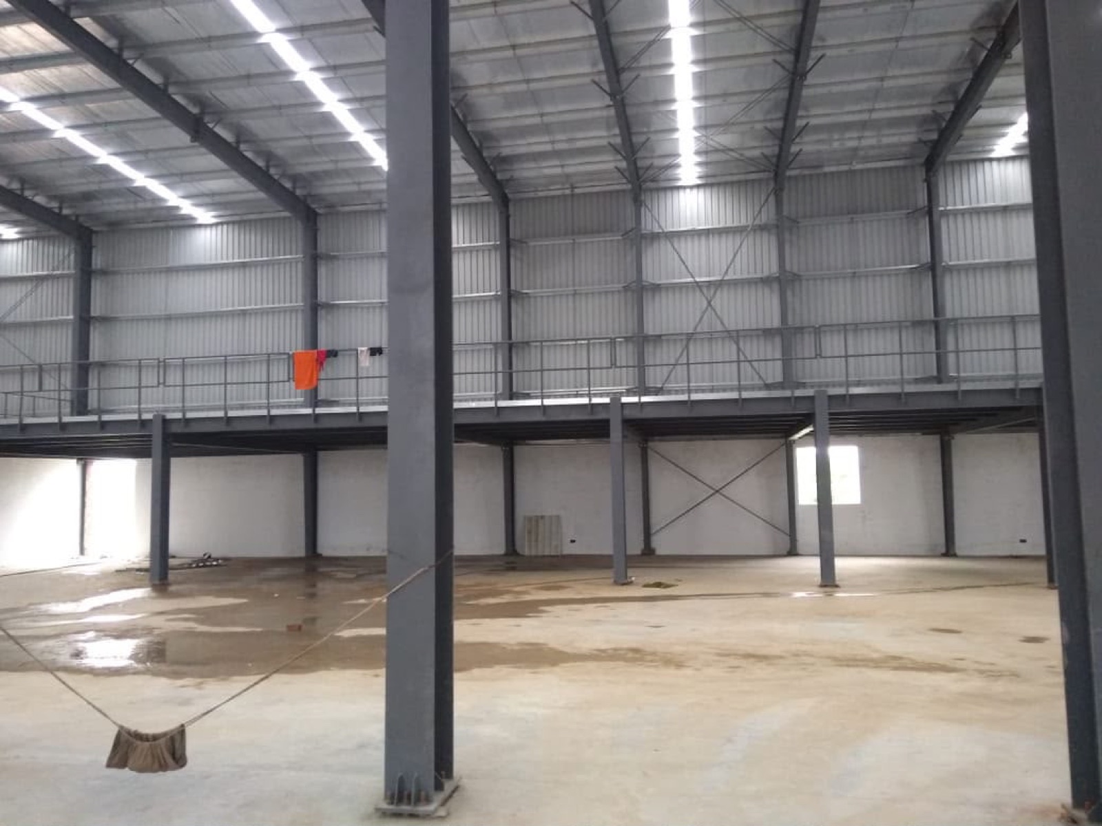 Warehouse in Vasai, Ahmedabad — interior view